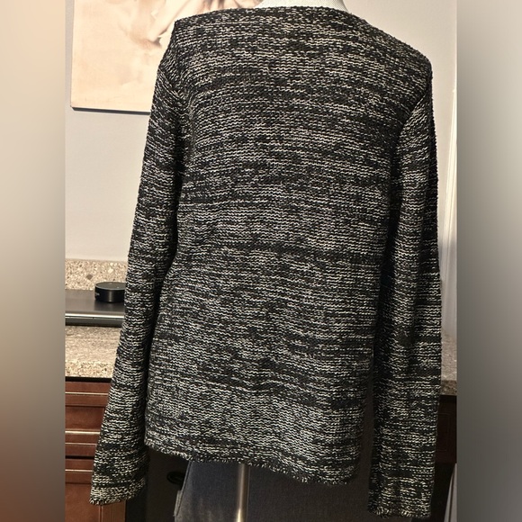 Jones New York black and white open front cardigan or button up size medium - Picture 3 of 4